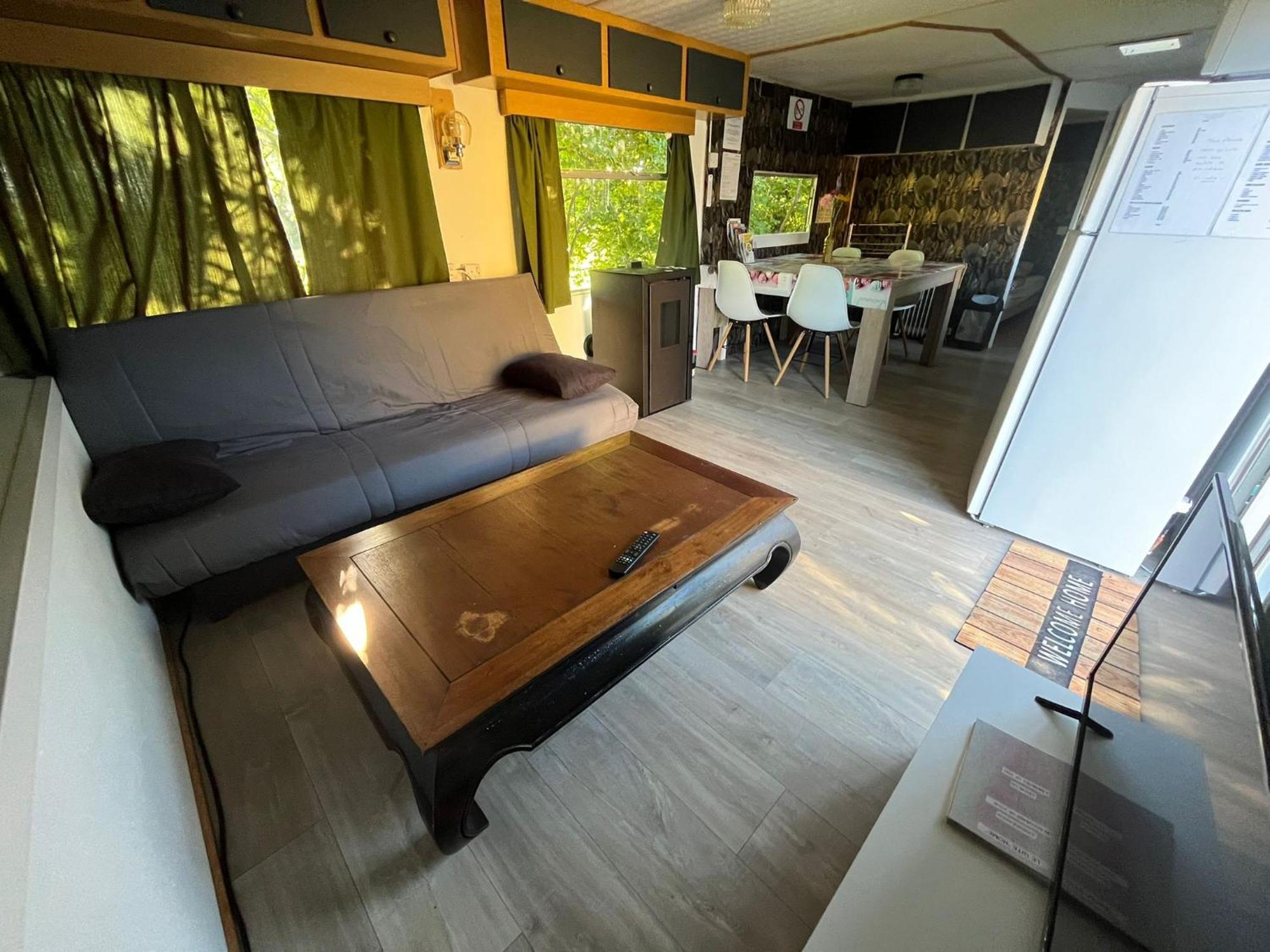 Gite "Home" - Piscine Juvigny Les Vallees Екстер'єр фото